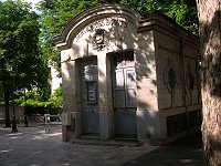 Paris Place du Guignier
